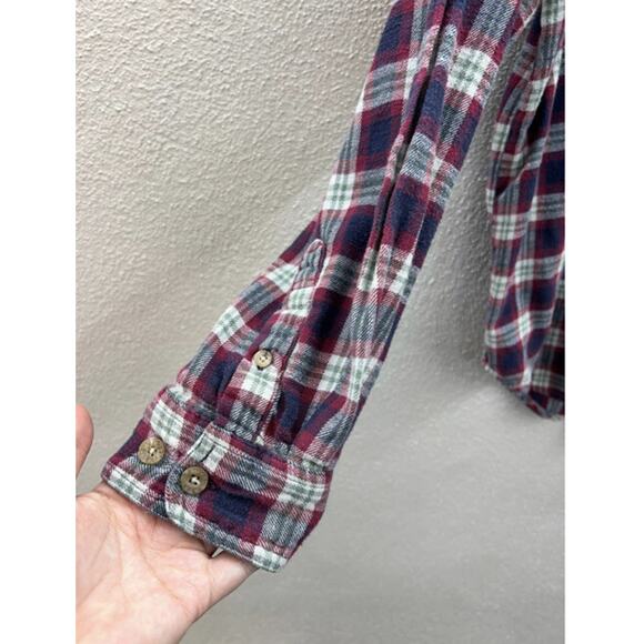 Mens Wrangler Flannel Shirt Large Rugged Wear Red Plaid Long Sleeve Button Up - Picture 3 of 8